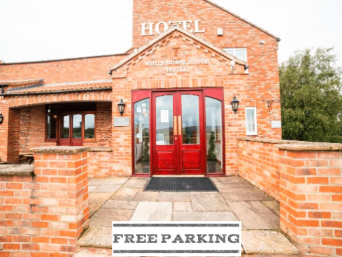 Bagby Oyo White Horse Lodge Hotel, East Thirsk מראה חיצוני תמונה
