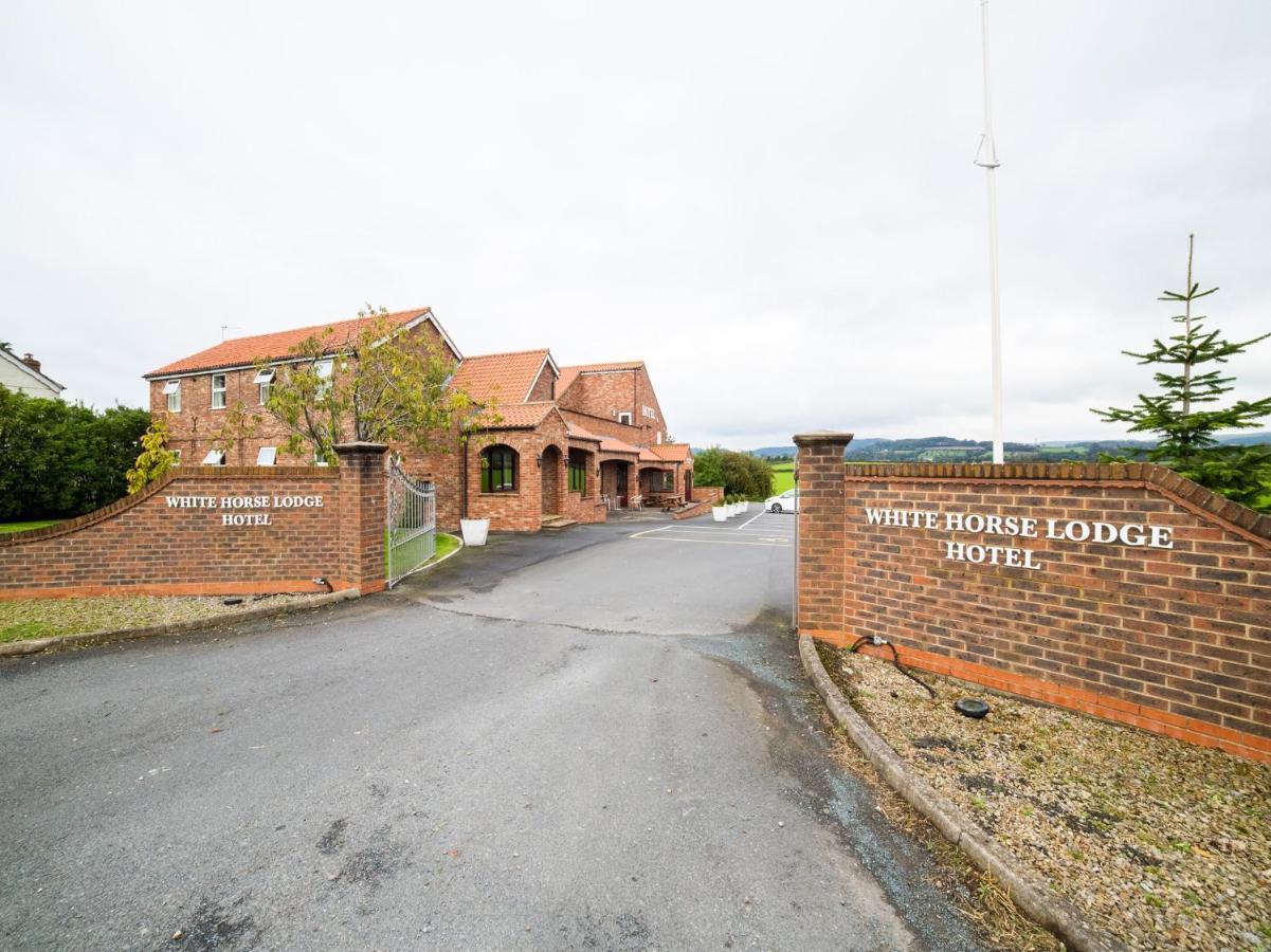 Bagby Oyo White Horse Lodge Hotel, East Thirsk מראה חיצוני תמונה